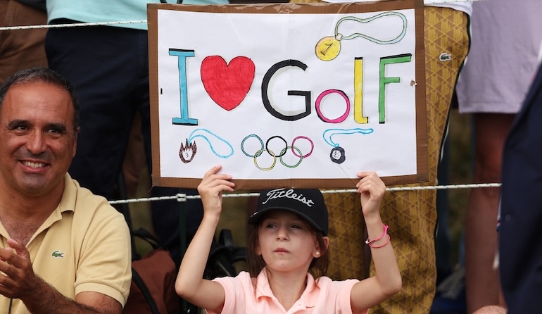 jeux olympiques fan pancarte j'aime le golf il love golf Photo by Kevin C. Cox/Getty Images